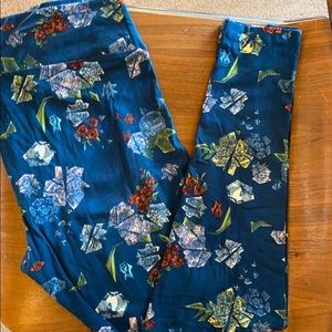 Lularoe TC Leggings.